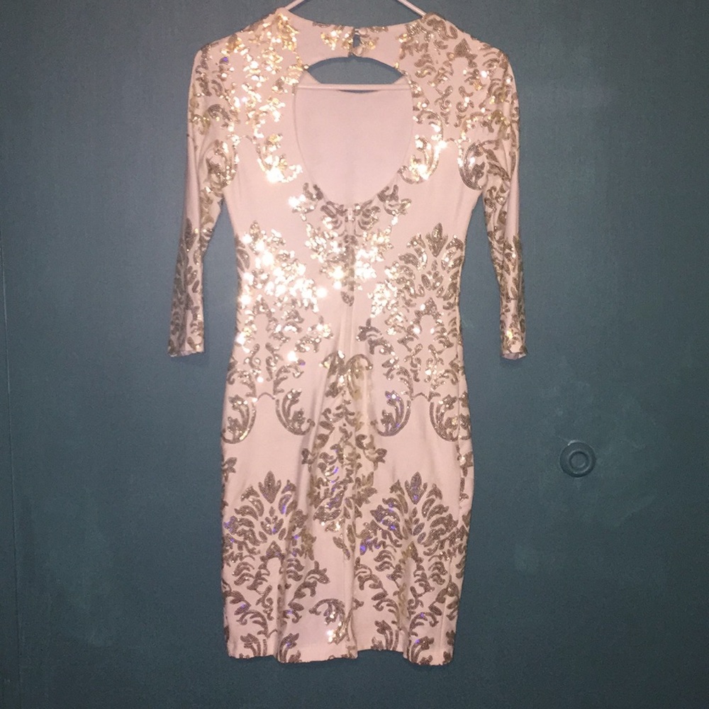 Dress - Picture 2 of 2